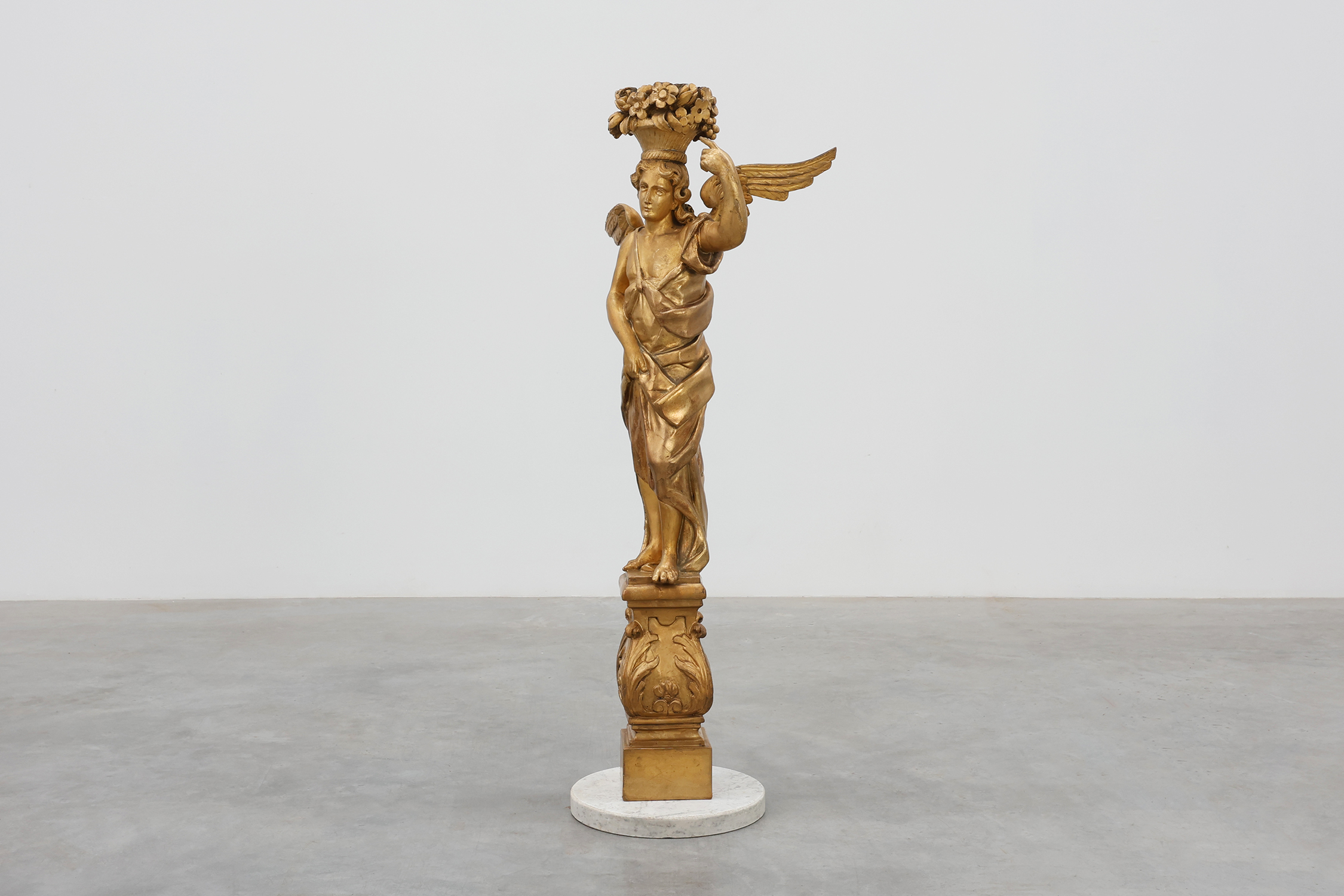 Louis XVI Gilt oak Angel Figure part of a altar, Early 18th Centurythumbnail
